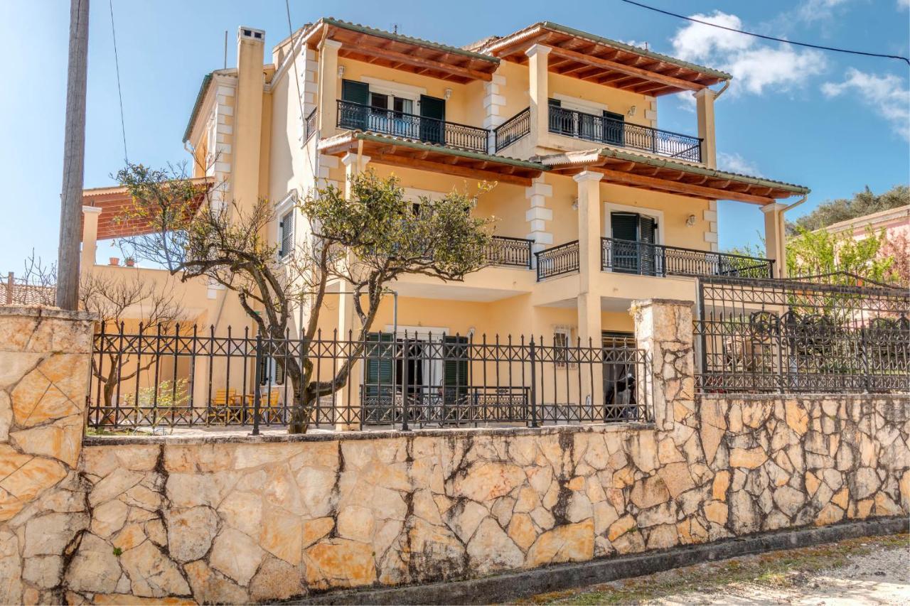 Apartmán Eftychia'S Garden House Kompítsion Exteriér fotografie